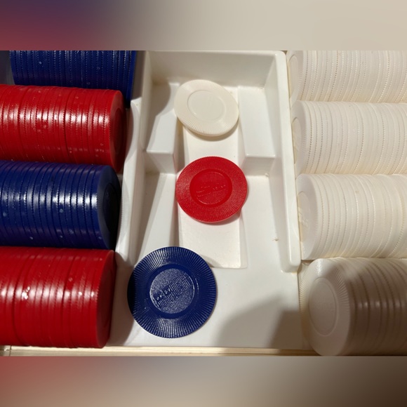 *6 for $10!**MISSING CARDS* Winston Cigarette Poker Set Plastic Chips & Box Only - Picture 9 of 9